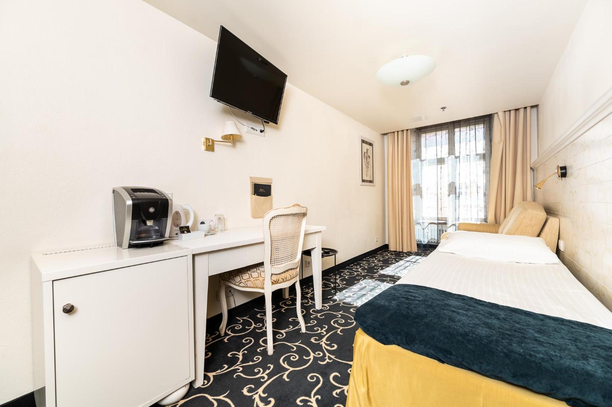 Tallinn Vacations - Meriton Old Town Garden Hotel - Property Image 77