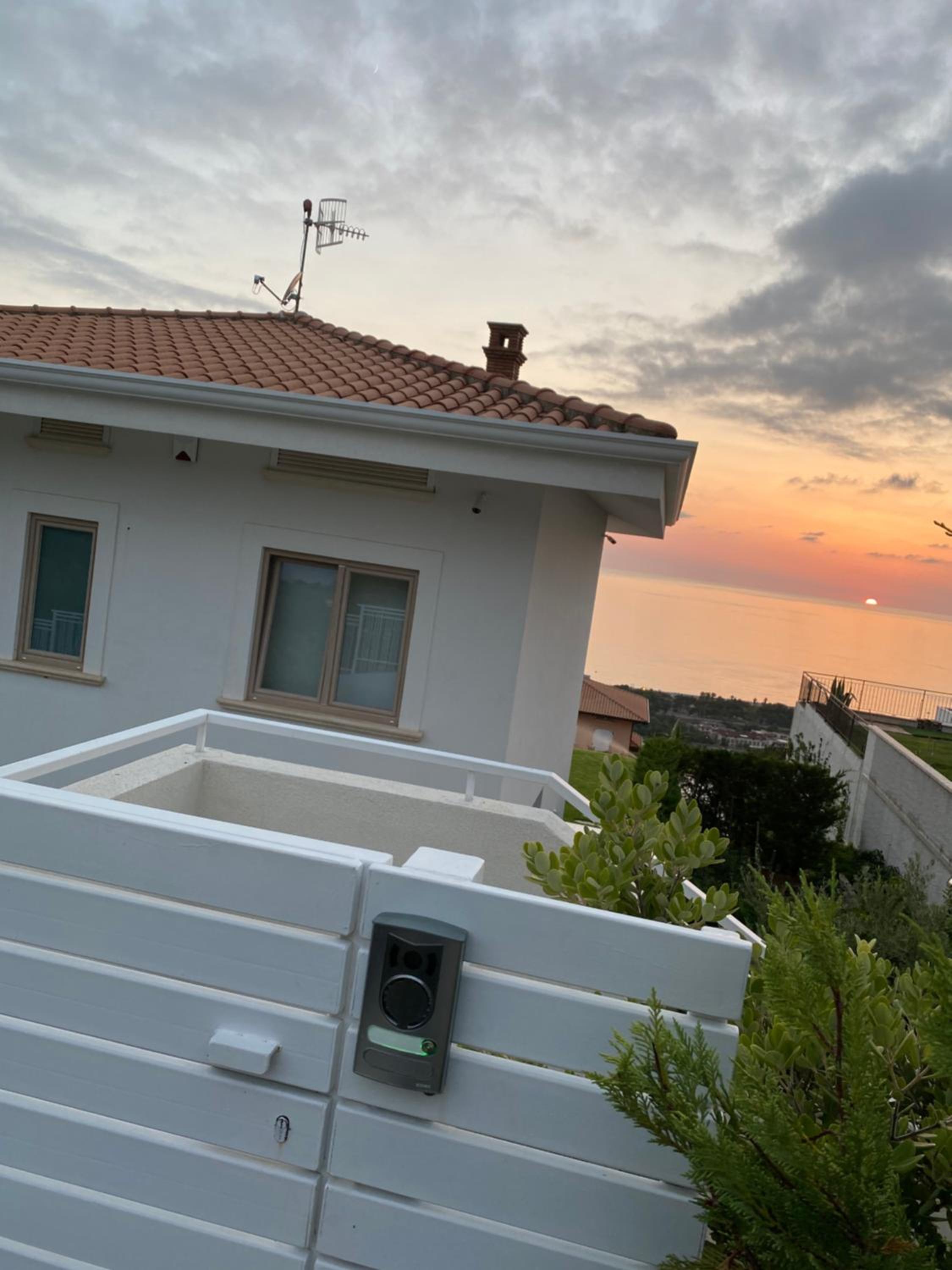 Luxury Villa Cirella happy island