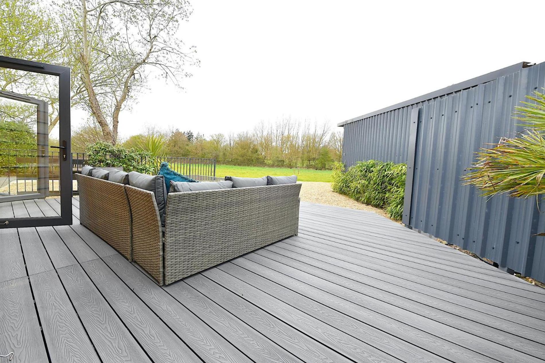 Guildford Vacations - Gorgeous 3BD Cottage in the Heart of Guildford - Property Image 13