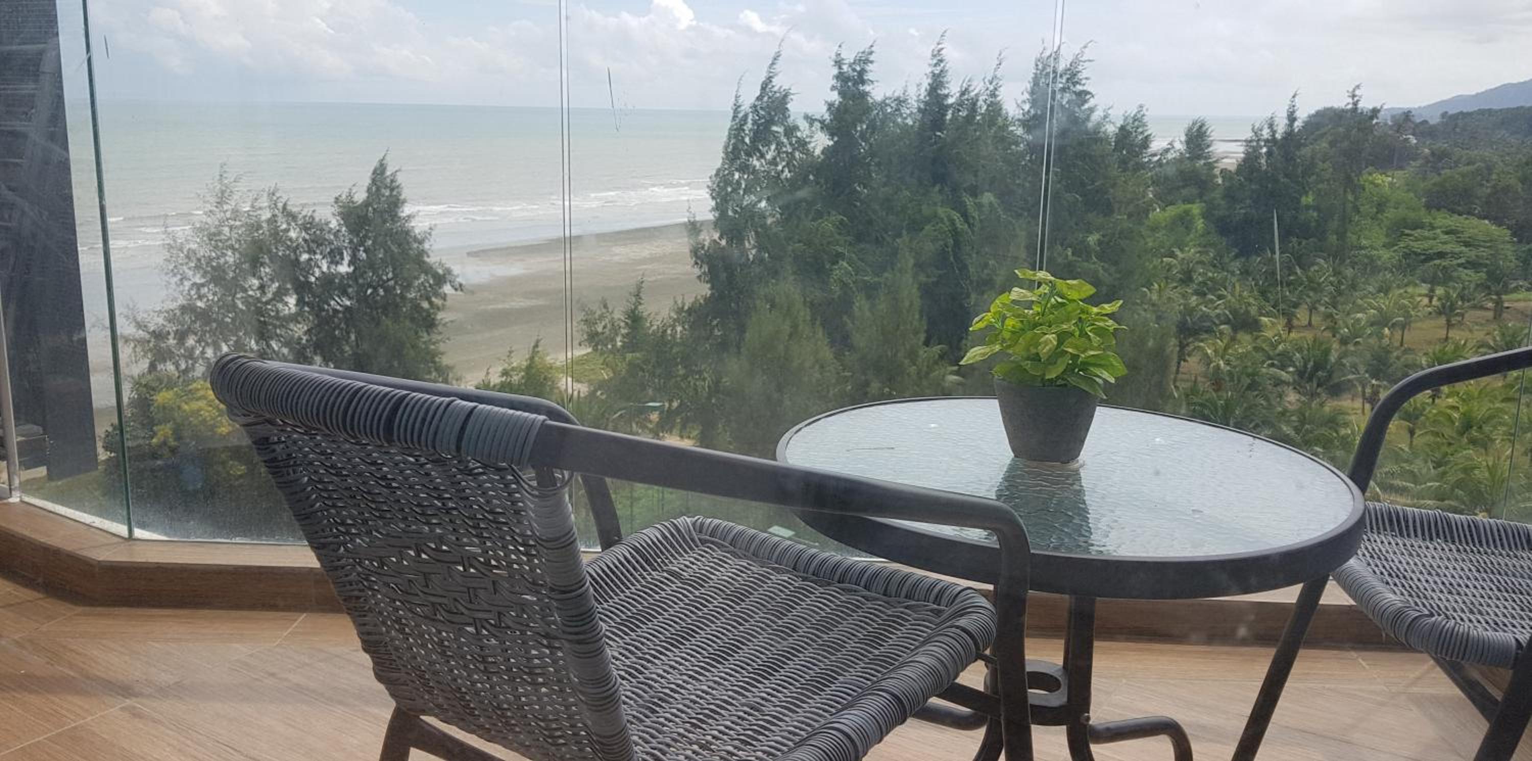 Timurbay studio apartment facing beautiful beach photo 4