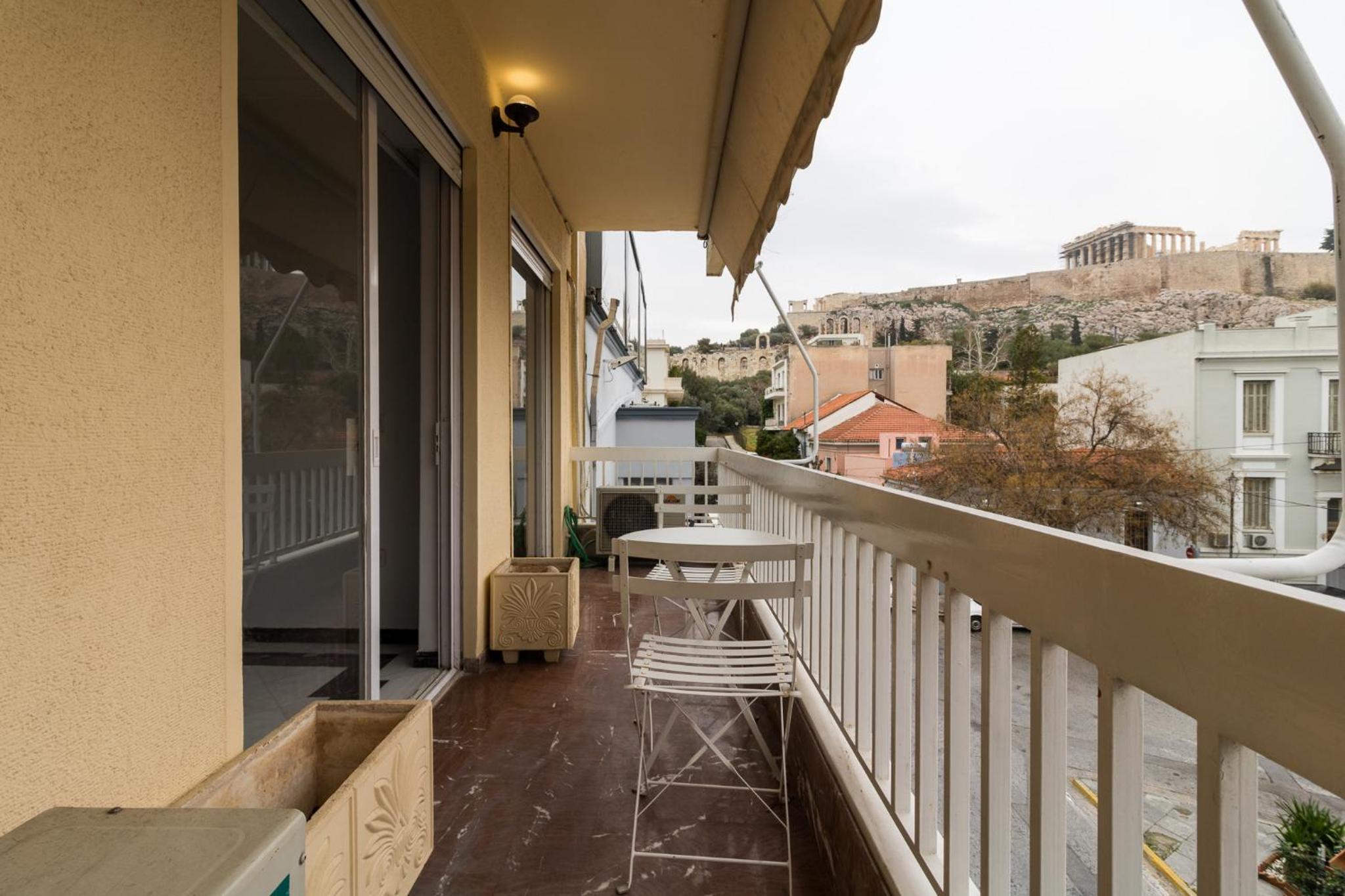 Deco Marble Apt with Acropolis view
