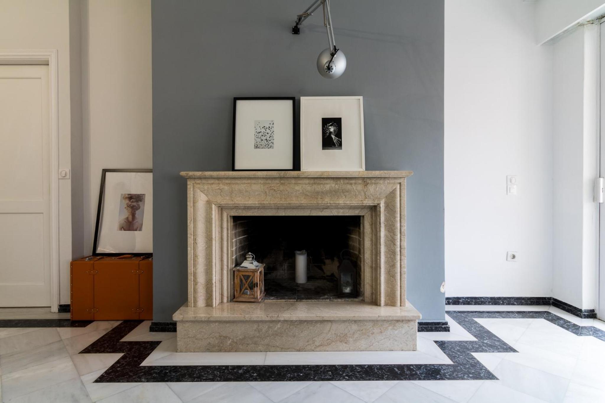 Deco Marble Apt with Acropolis view
