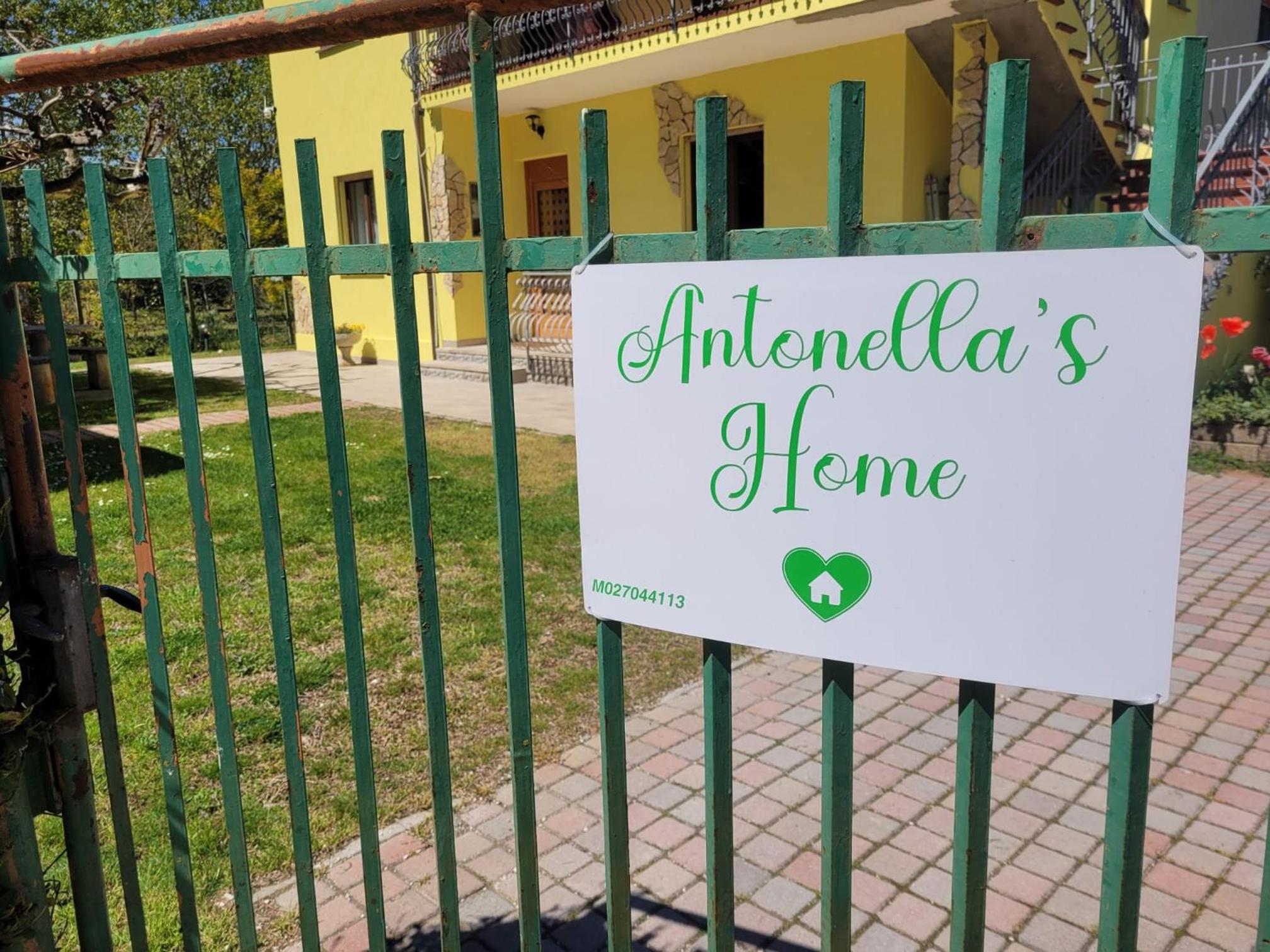 Antonella's Home view 2