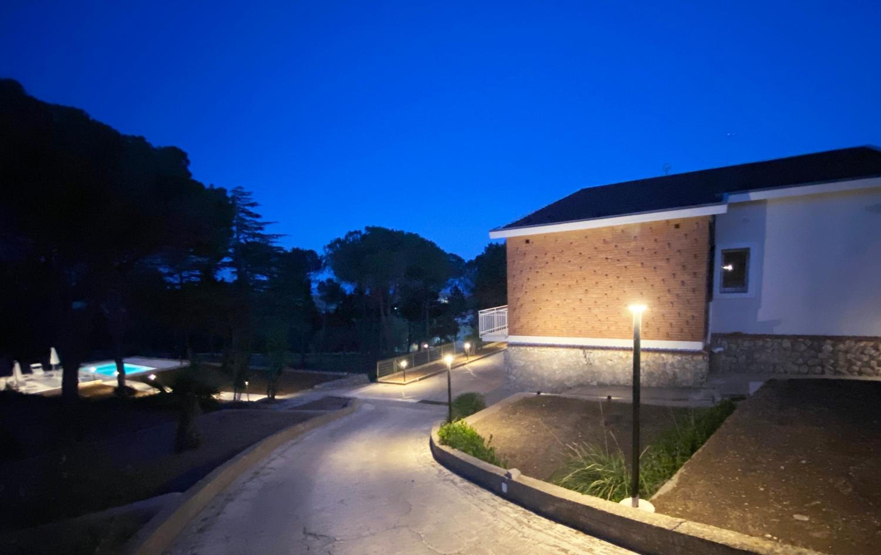 Villa Pica by PosarelliVillas