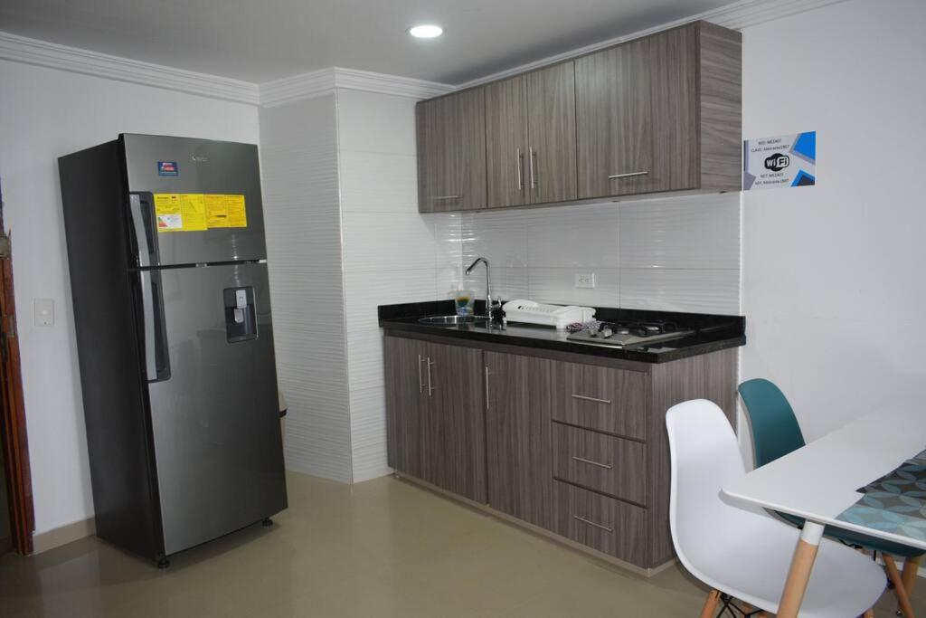 APARTAMENTO CON VISTA AL MAR CARIBE PISO 19 - Espectacular