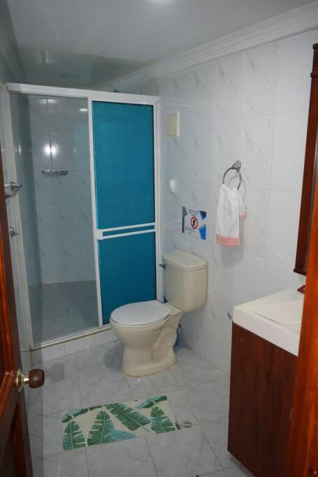 APARTAMENTO CON VISTA AL MAR CARIBE PISO 19 - Espectacular
