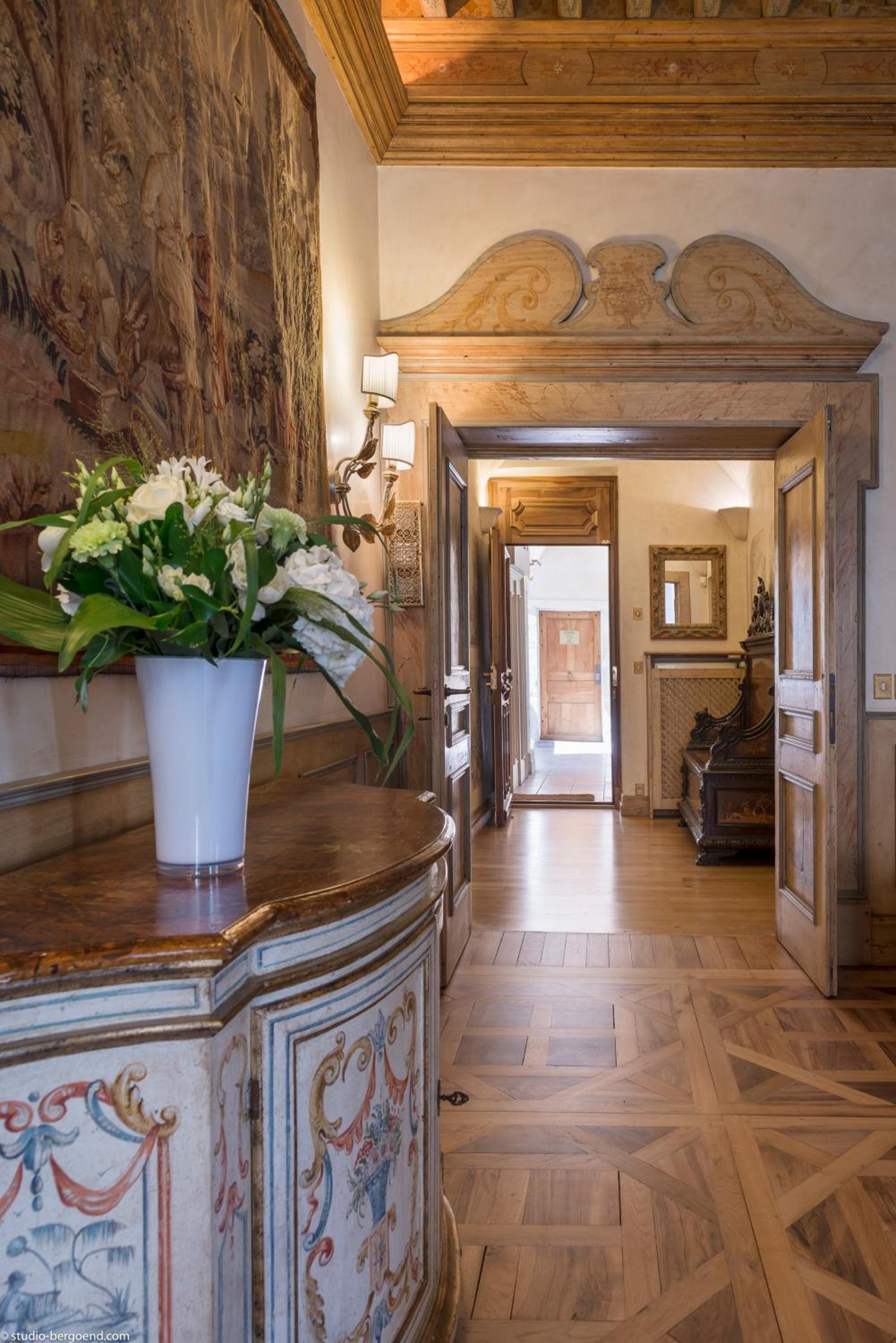 Annecy Historical Center - 165 square meter - 3 bedrooms & 3 bathrooms