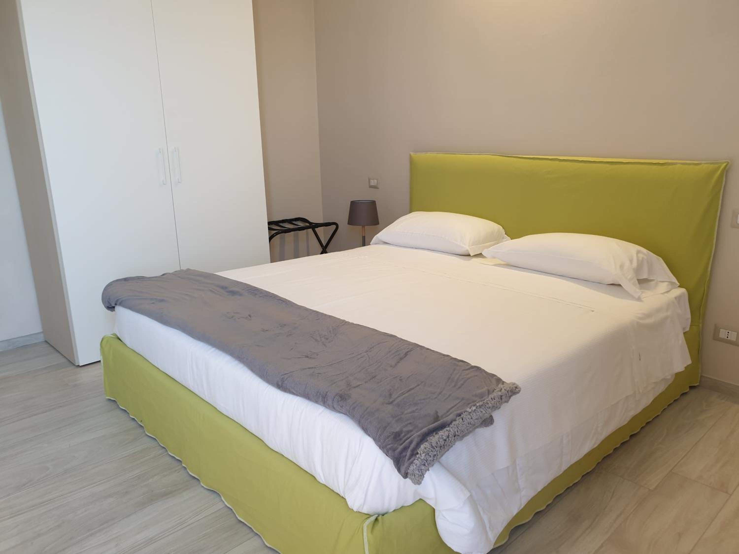 OLIVOLA APARTMENTS
