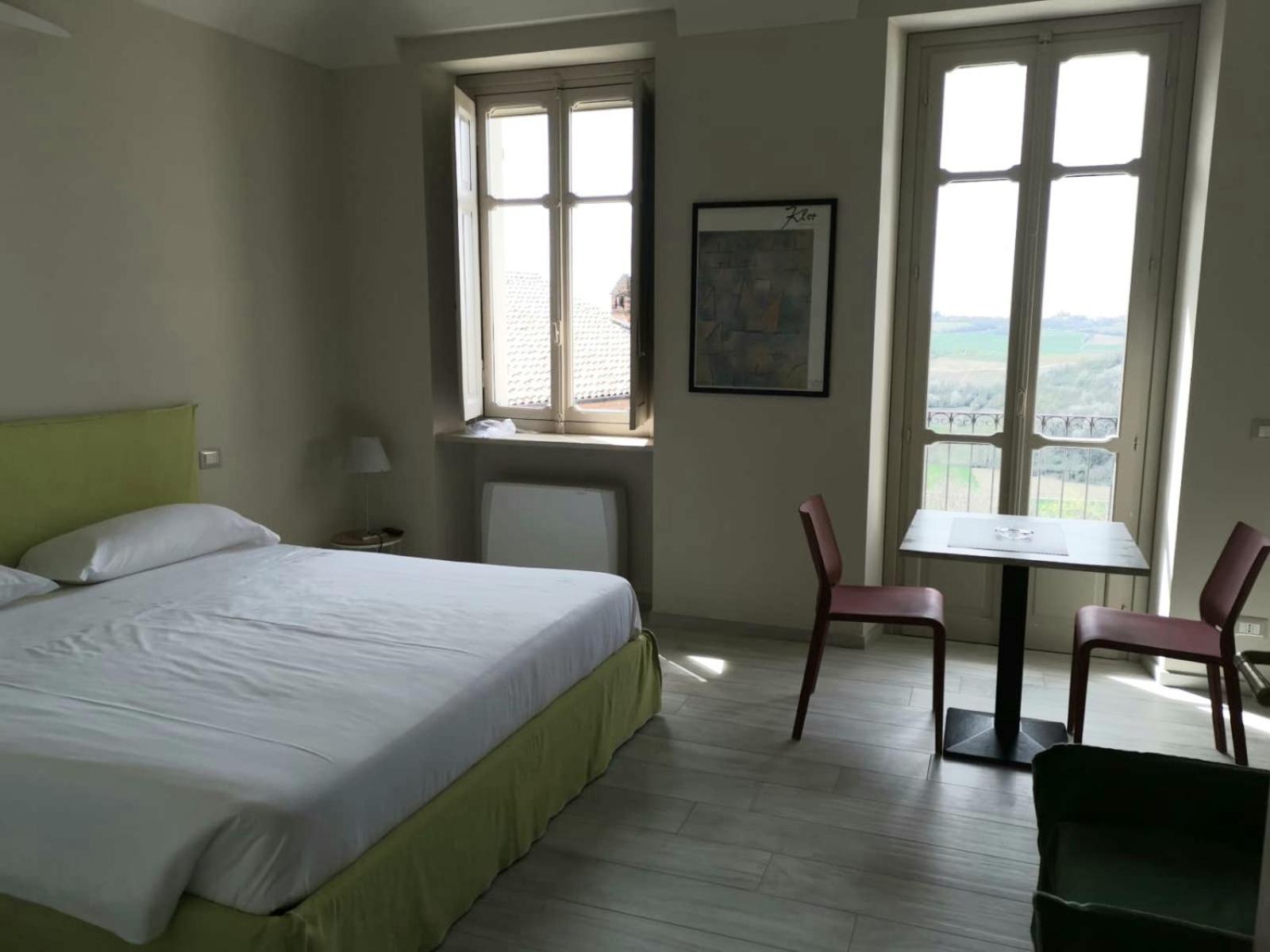 OLIVOLA APARTMENTS