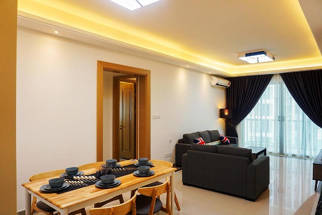 R&F princess cove Luxury home stay 3bed 2bath