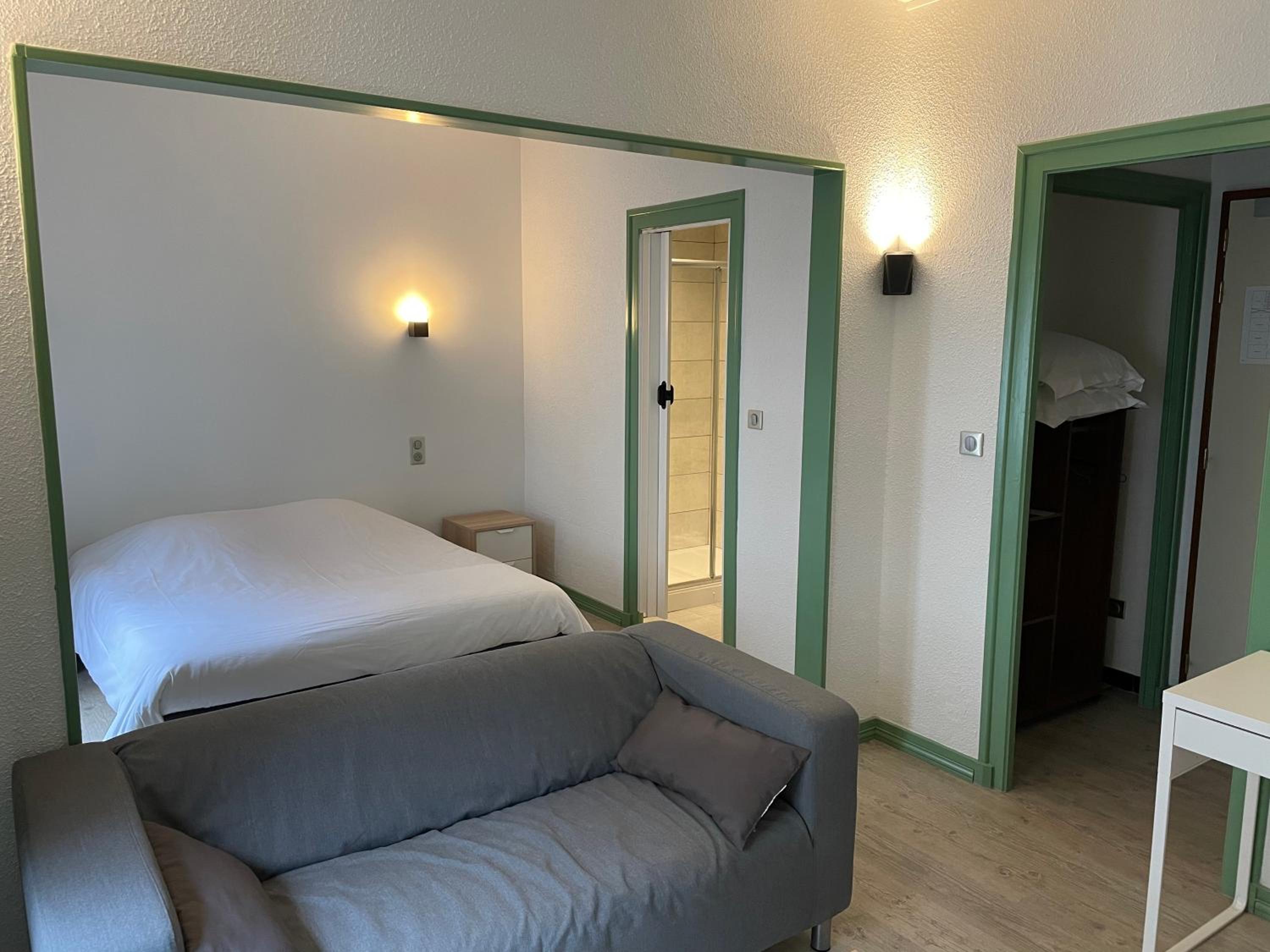hotel room