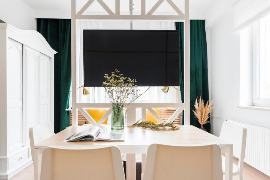 Lux Apartment II view 2