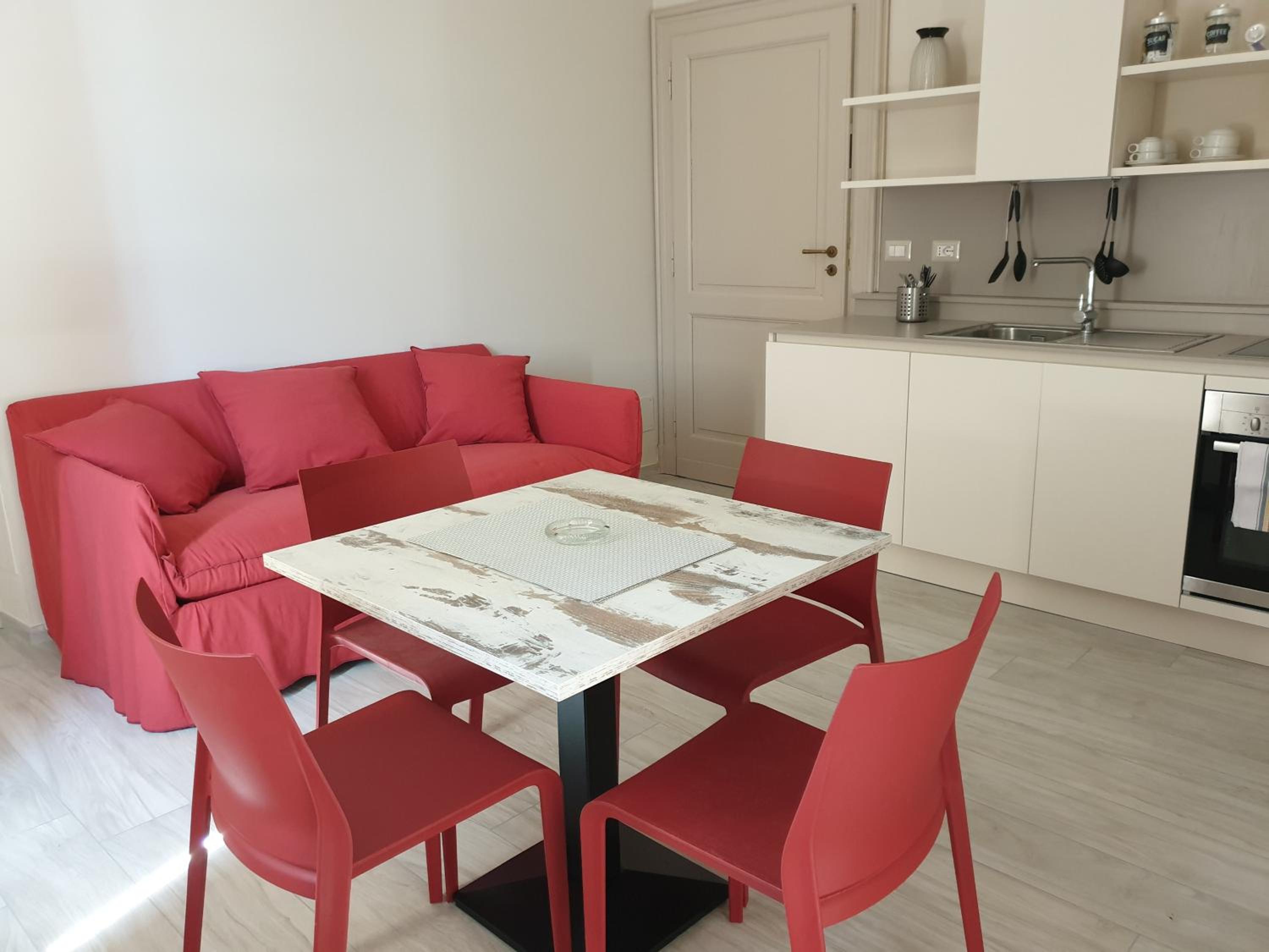 OLIVOLA APARTMENTS