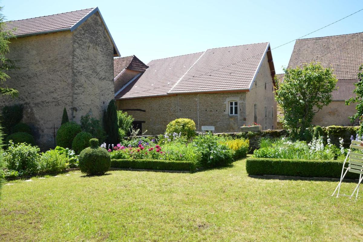 The Wisteria Farm view 4