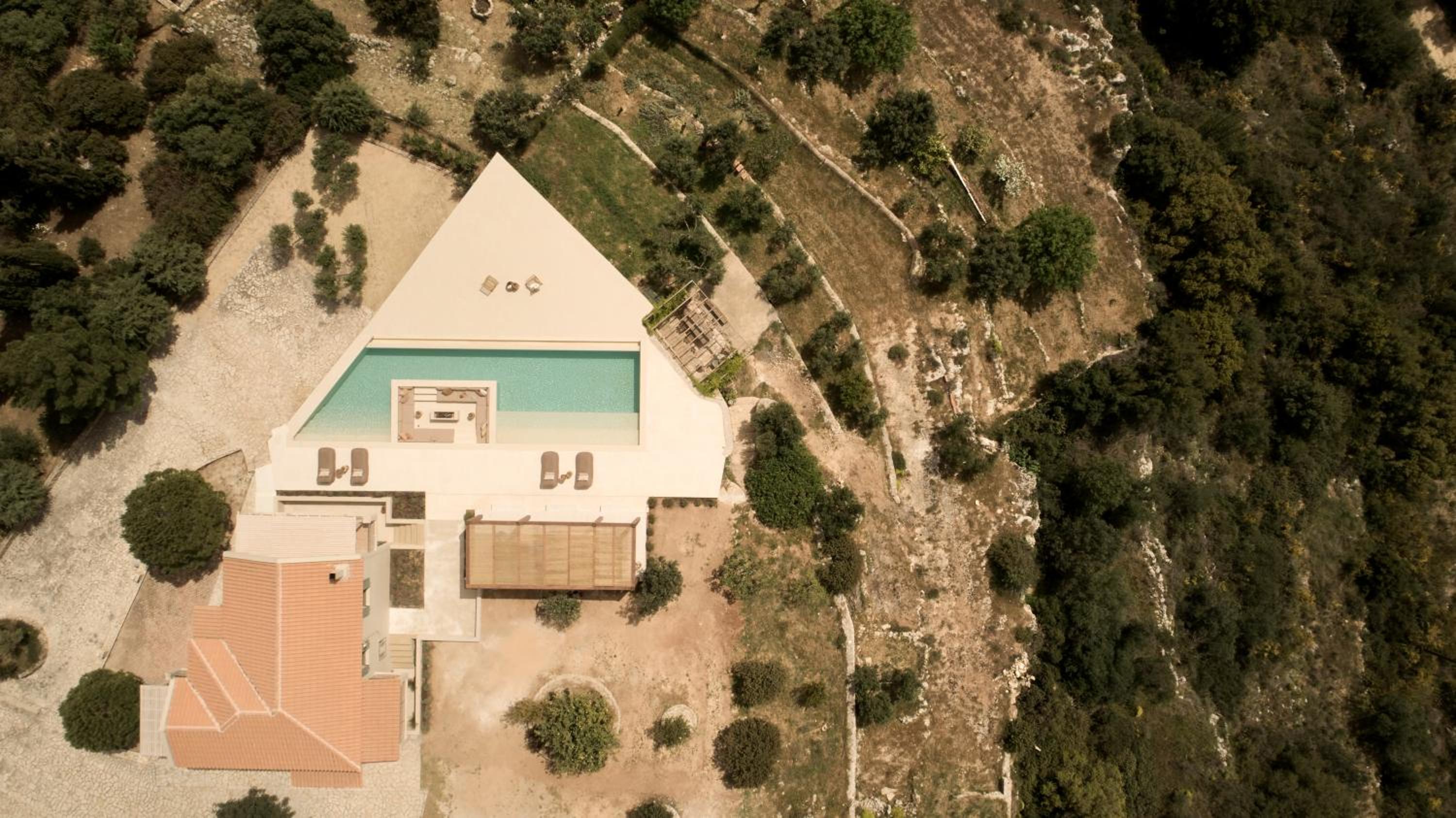 Sui Generis Villa view 3