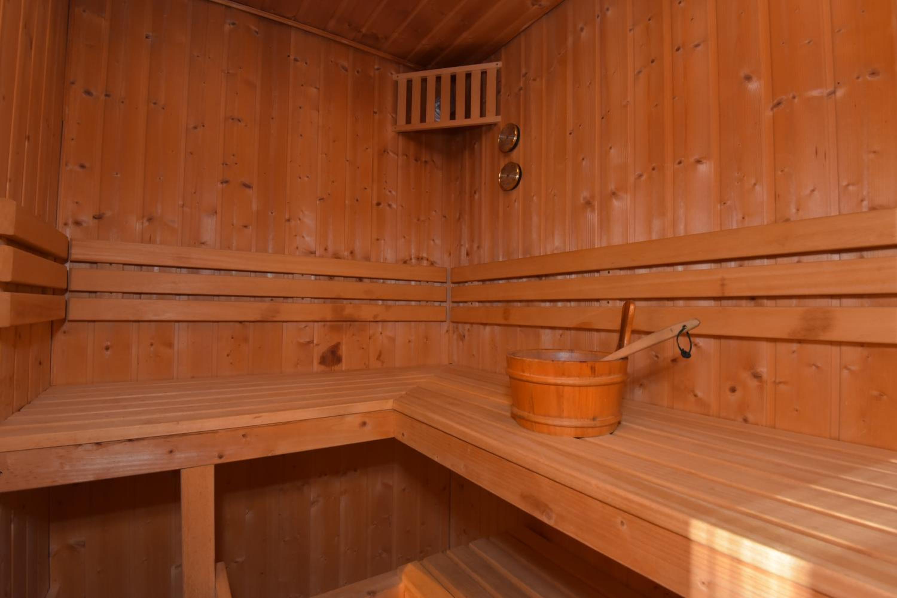 Finnhütte im Herzen des Thüringer Wald/ Haus Alwin