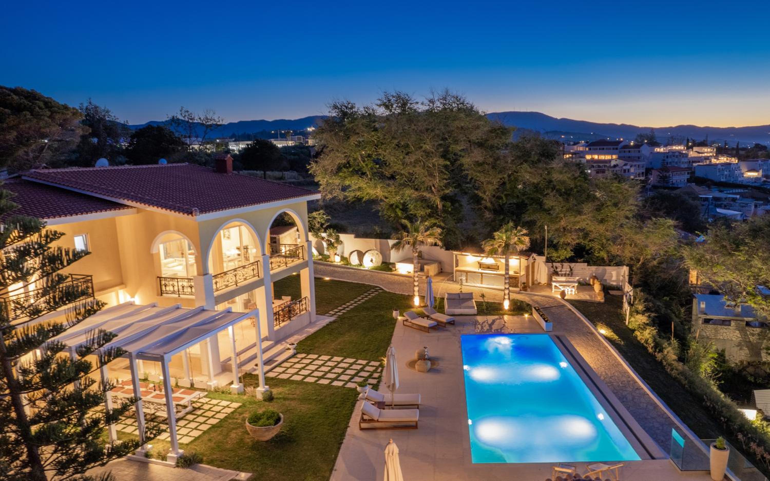 Villa Bala - Seaside Luxury Villa! photo 5