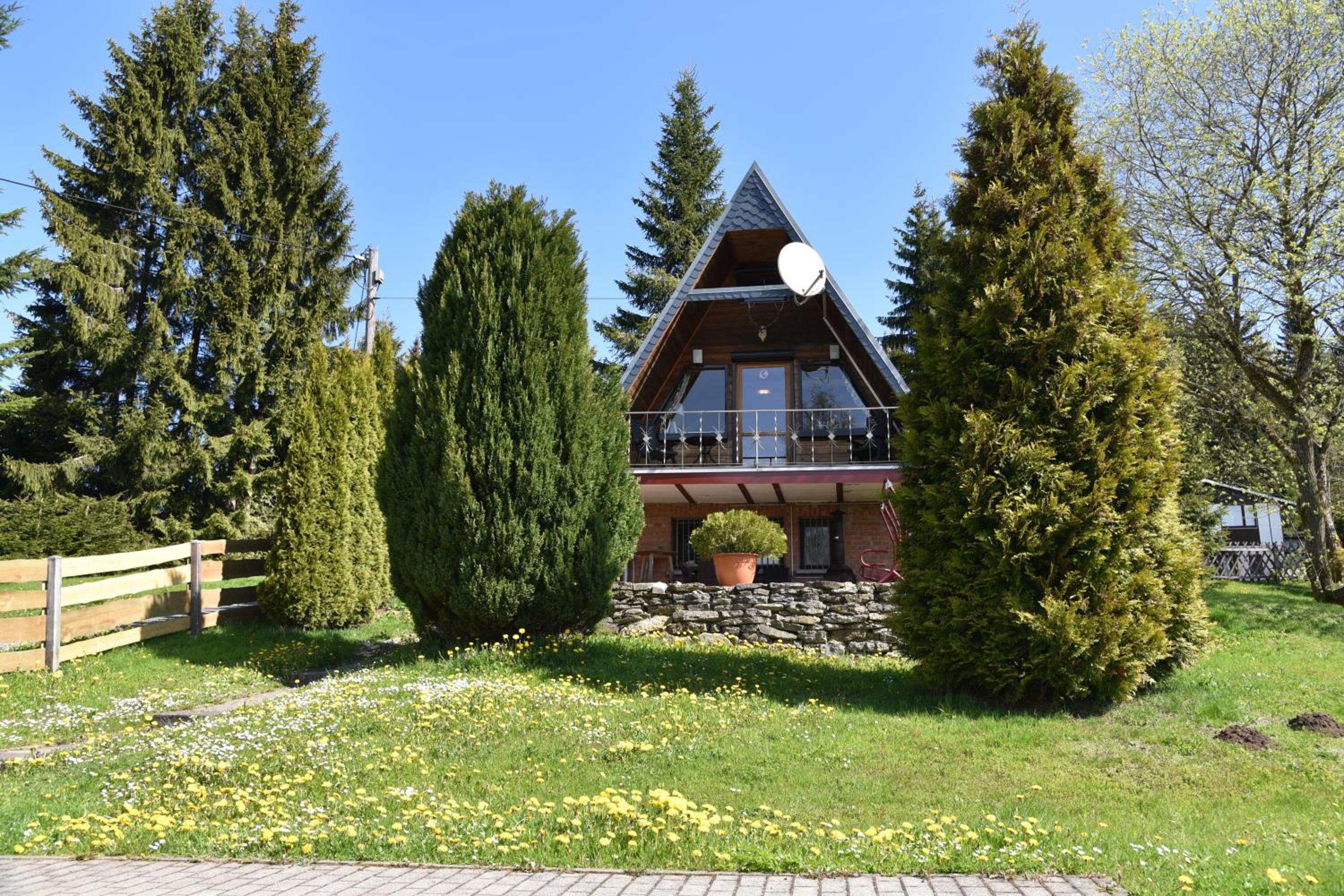 Finnhütte im Herzen des Thüringer Wald/ Haus Alwin