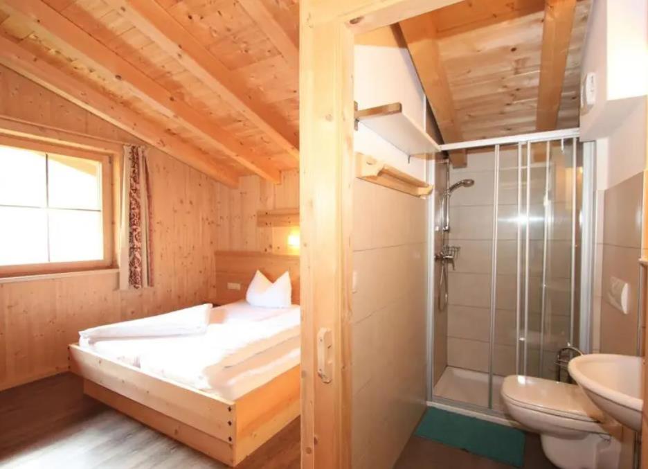 Alois & Elisabeth, Chalet