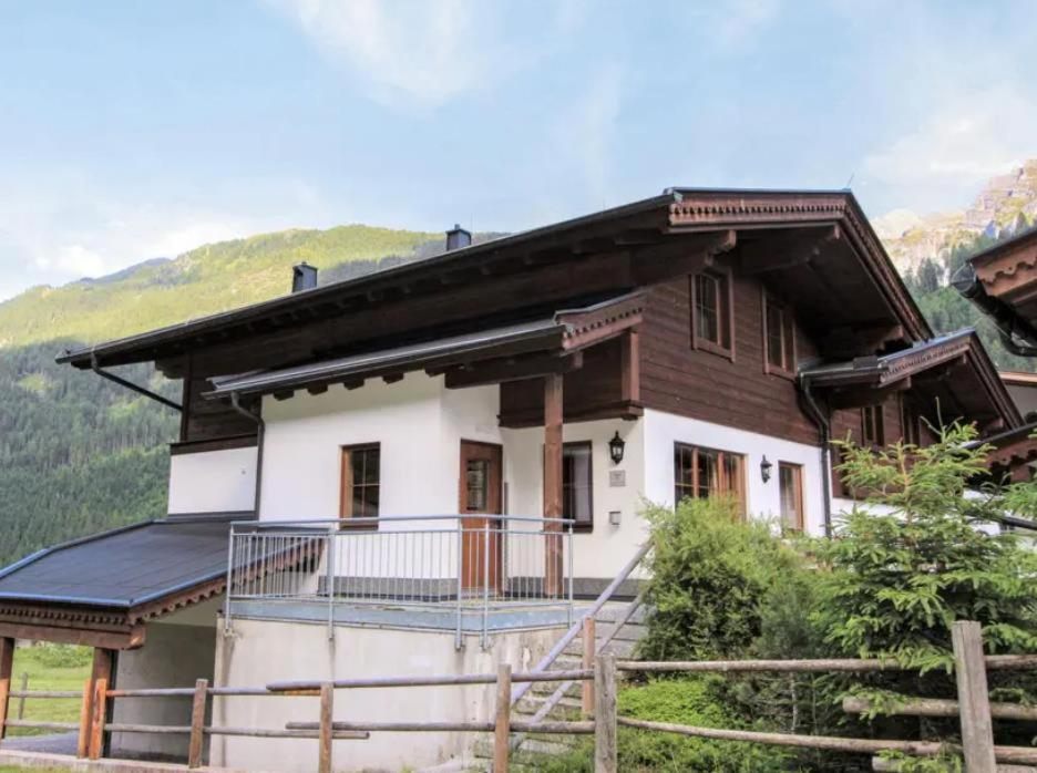 Alois & Elisabeth, Chalet
