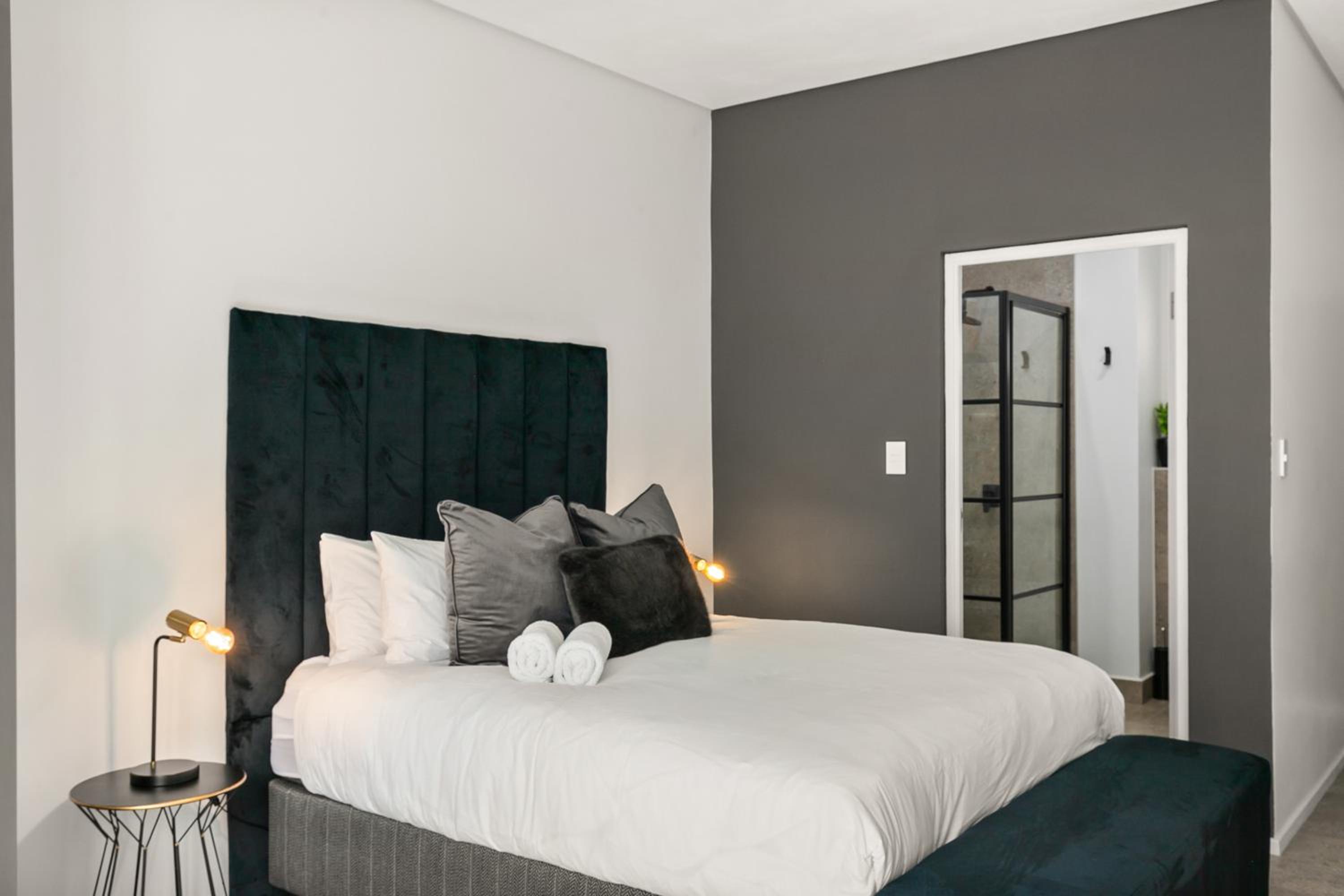 Hyde Park House Apartments