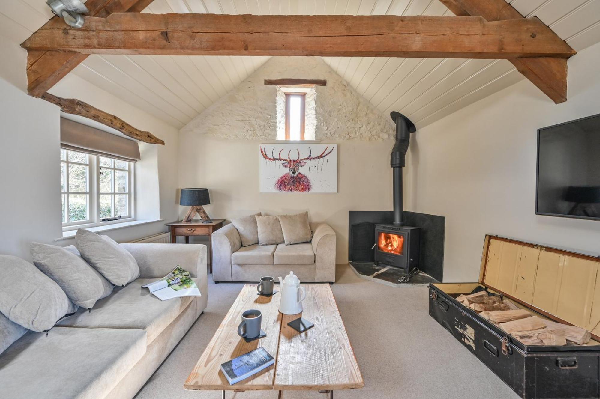 Heale Farm Cottage view 3
