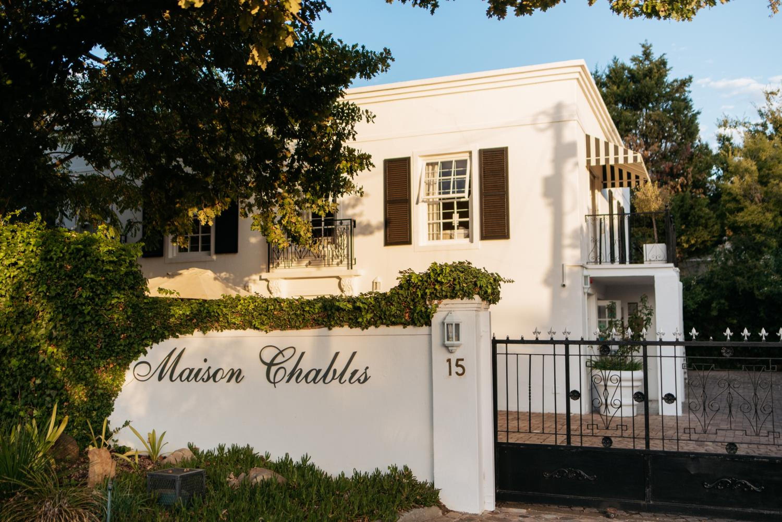 Maison Chablis Guest House view 5