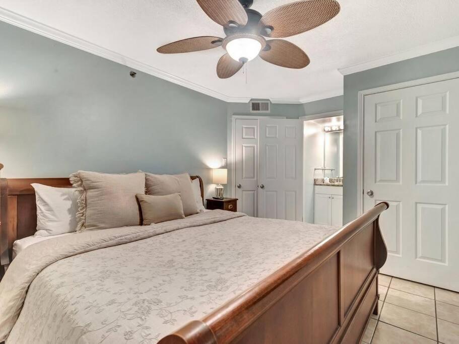 Tradewinds 102 - Cozy Beachfront w/ Spacious Balcony! view 5