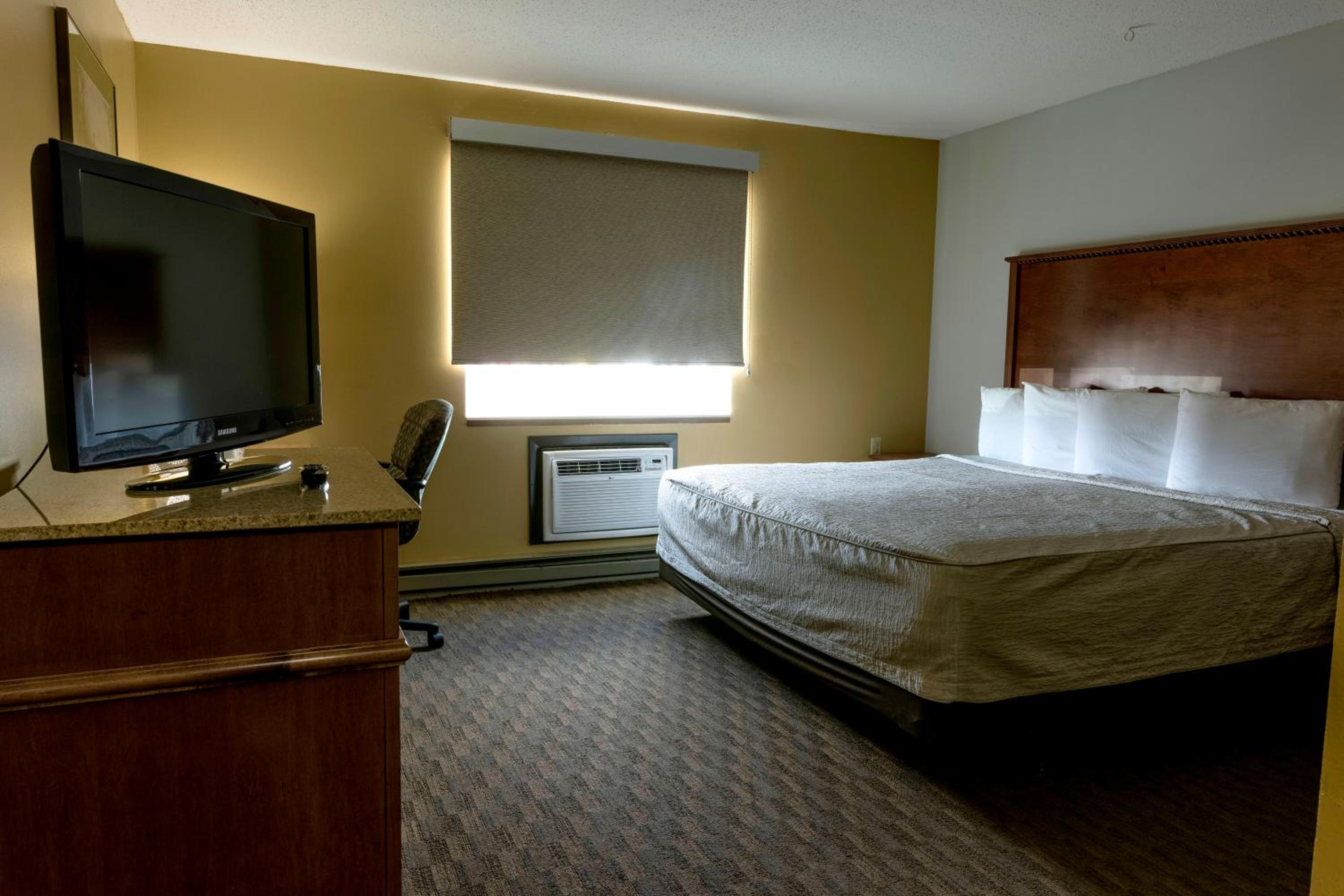 Pierre Vacations - Governors Inn a Travelodge by Wyndham - Property Image 16