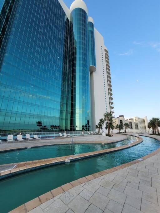 Turquoise Place 1005C-Large Upscale-High End Beachfront Condo wNew Hot tub view 4
