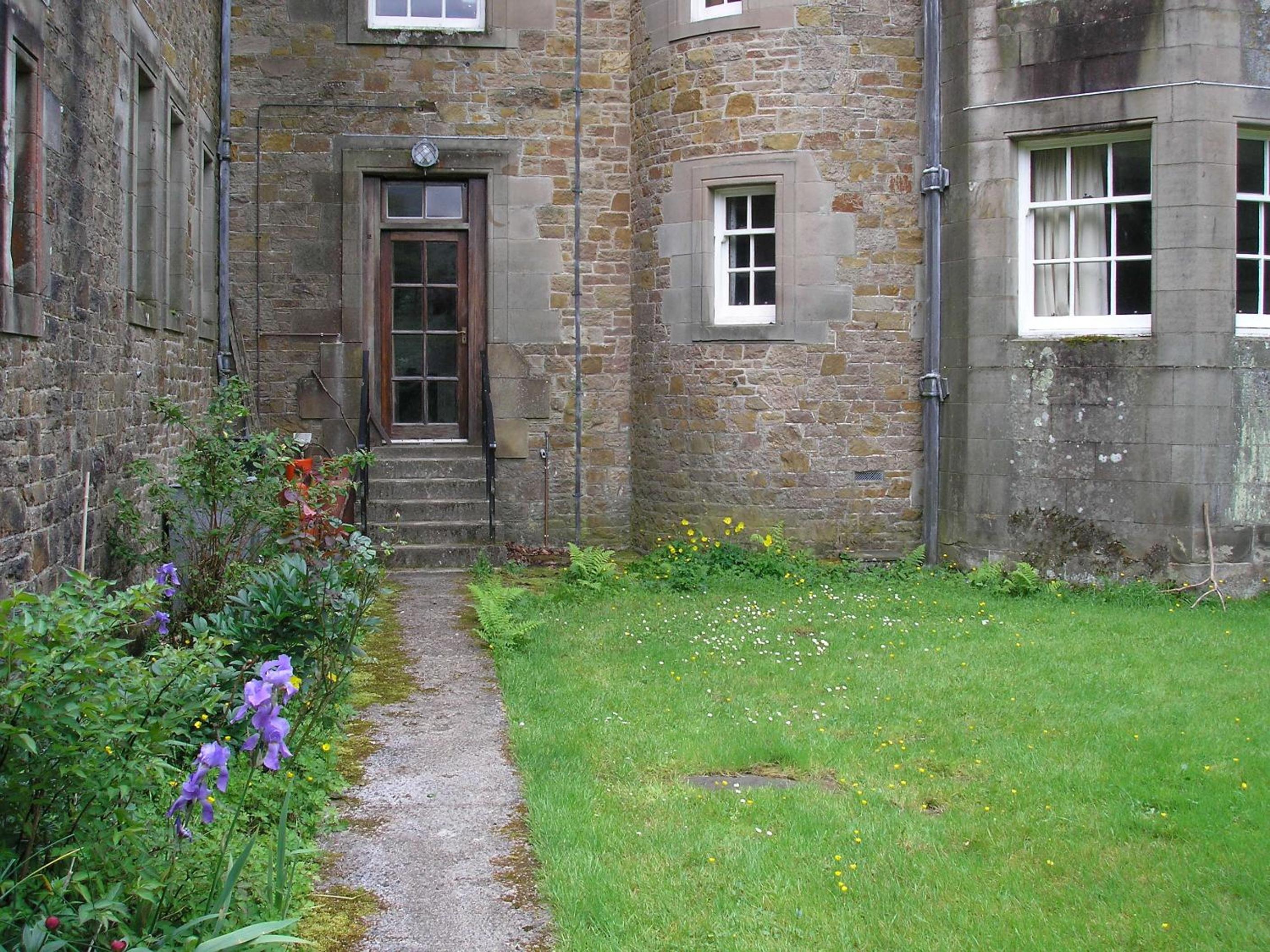 Hotel Butlers Quarters Apartment - Image 1