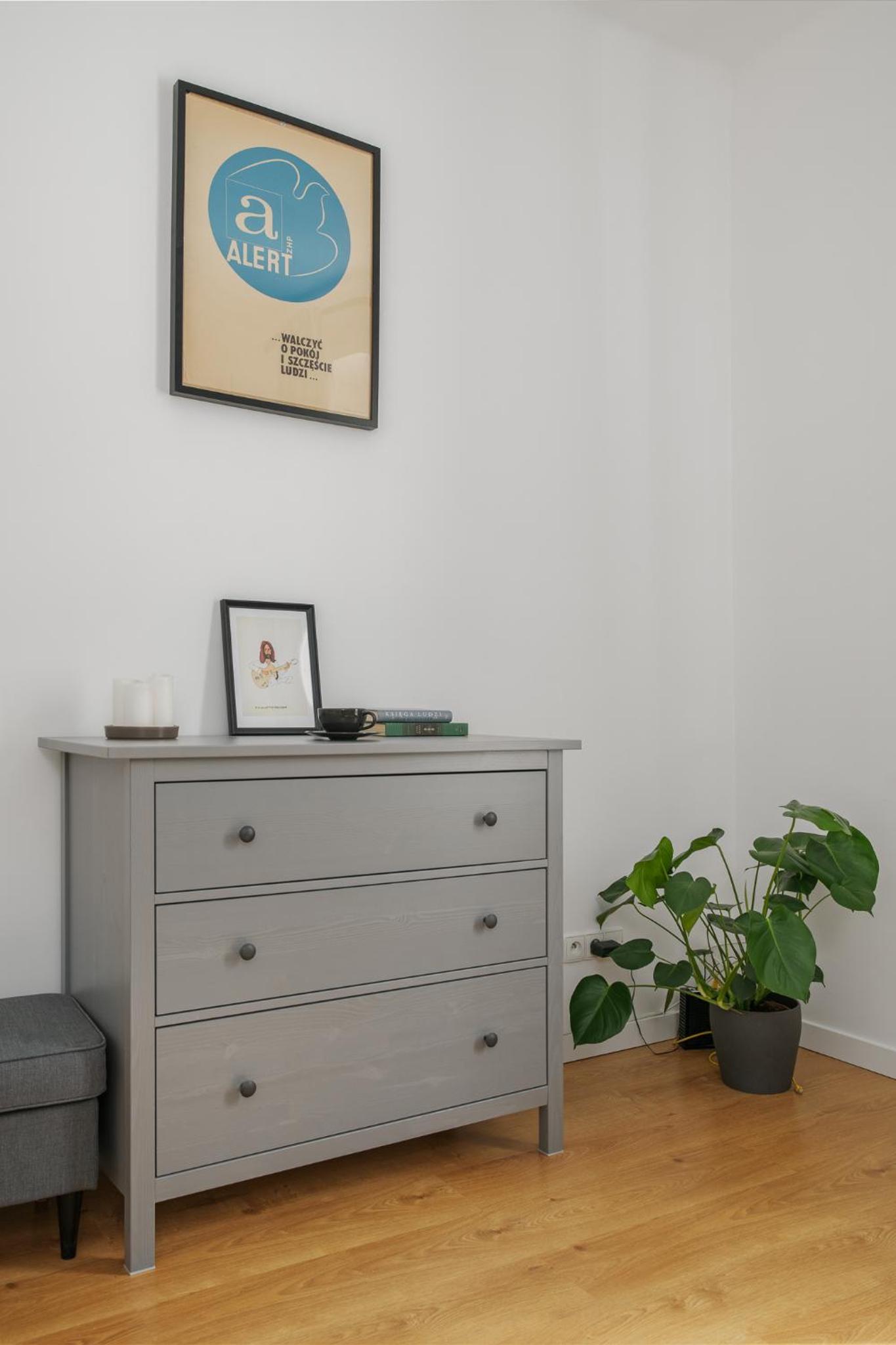 oompH Warsaw Nowy Swiat Apartment view 5