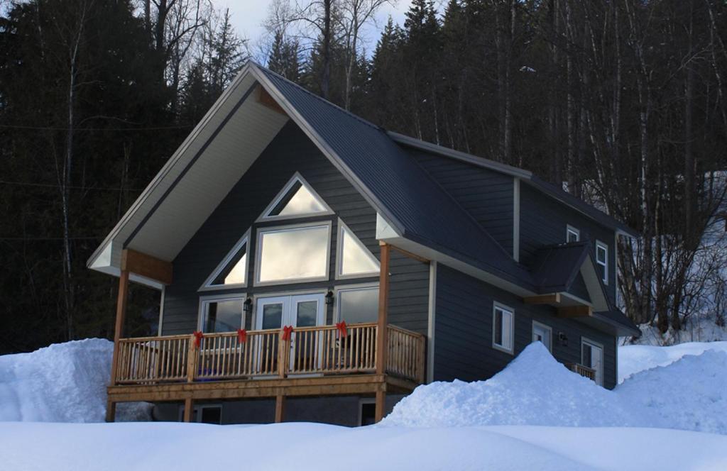 Hotel Stoke Cabin By Revelstoke Vacations