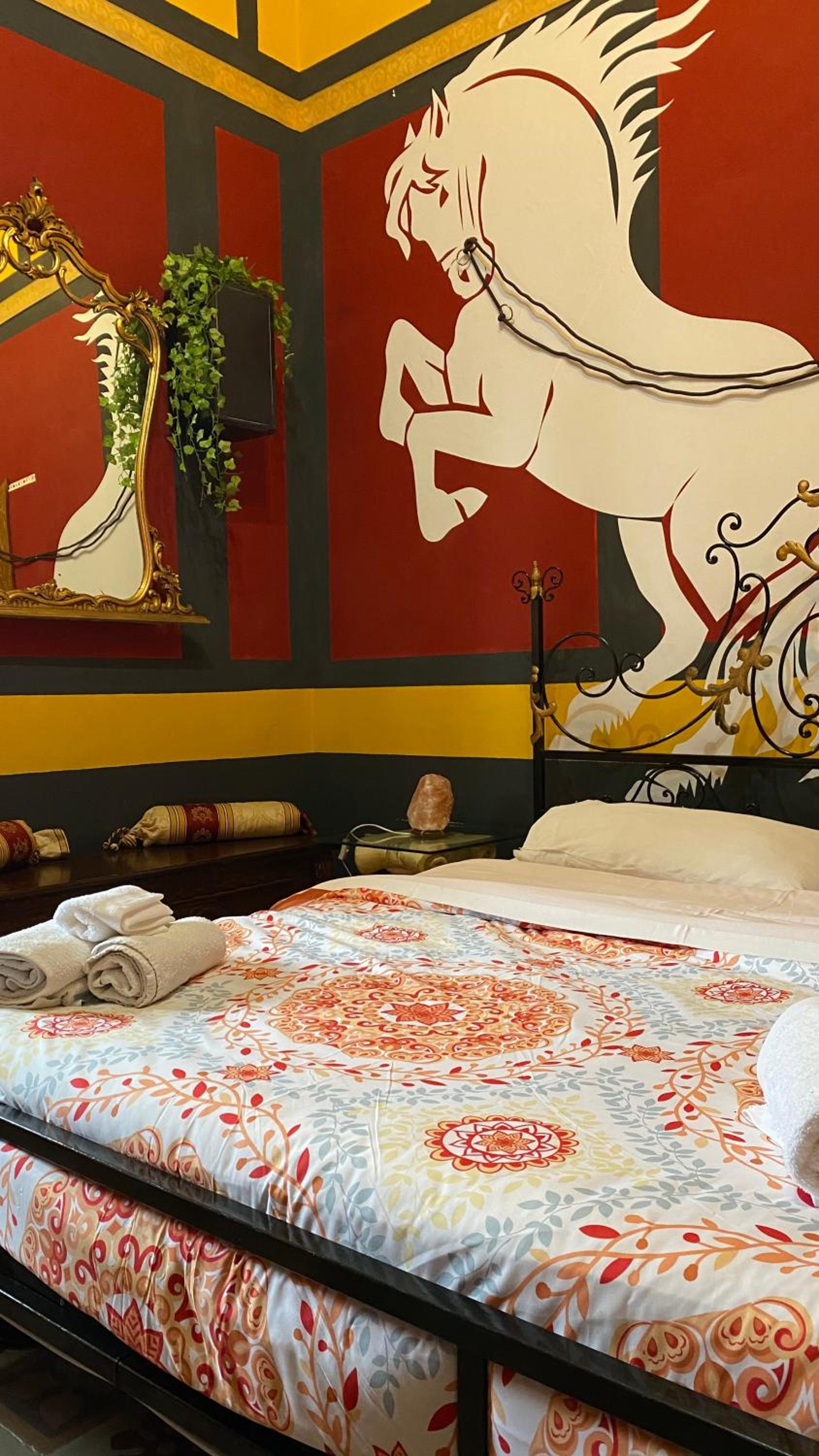 Hollywood Inn Palermo
