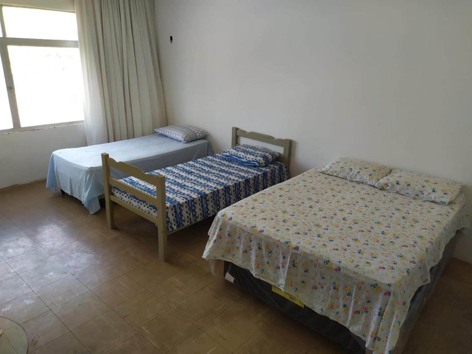 Espaçoso Apartamento na Praia do Futuro c/ 3 Qts.