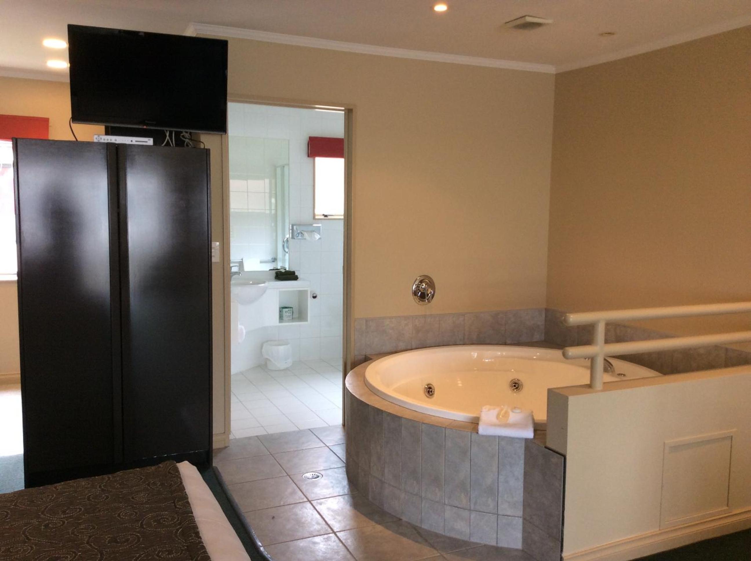 Cornwall Motor Lodge