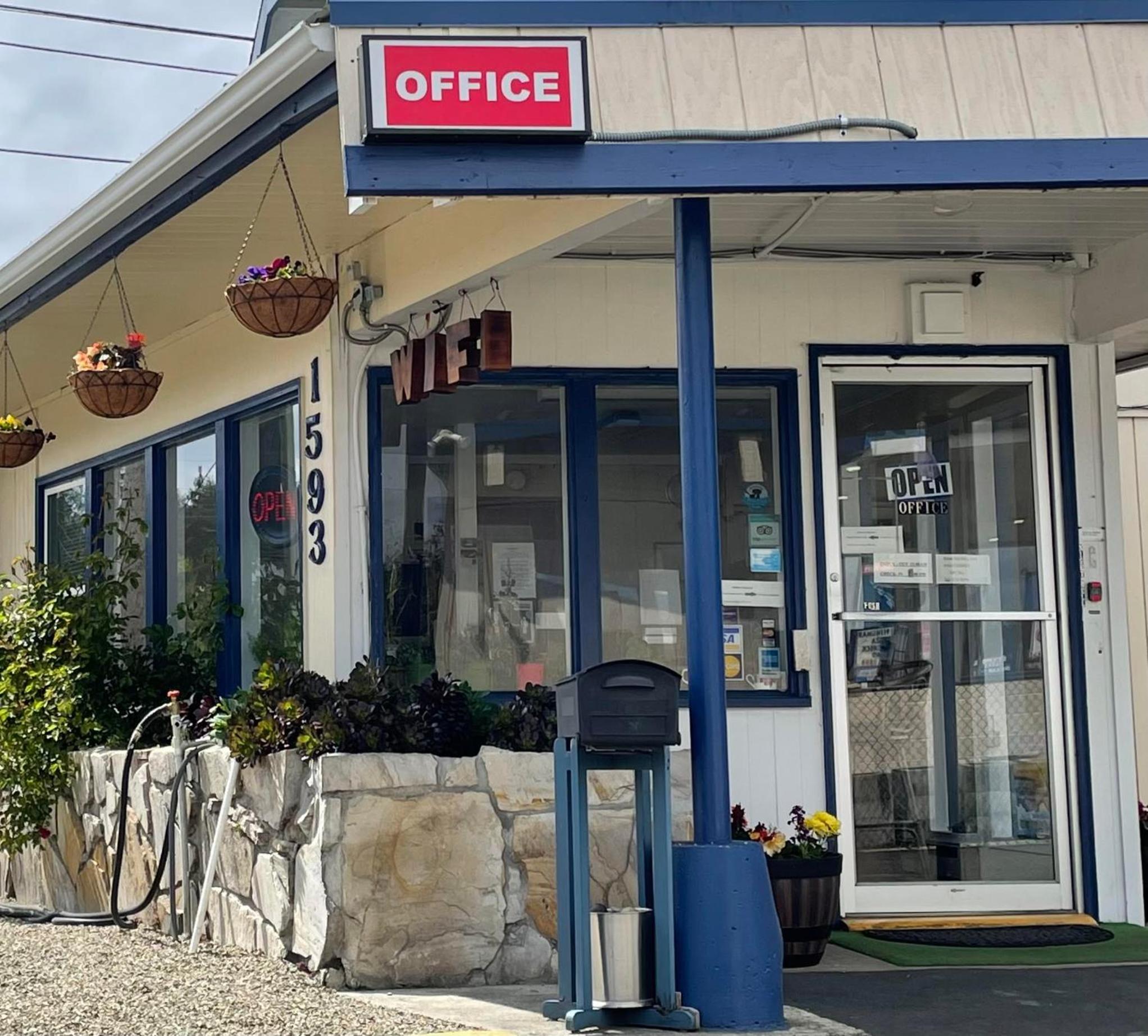 Economy Inn