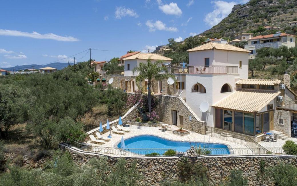 Hotel Markos apartments 4 - Image 1