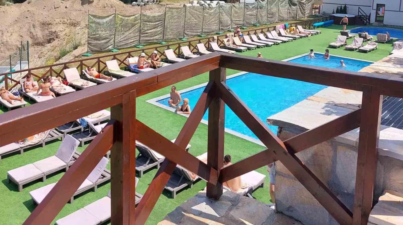 Photo 33