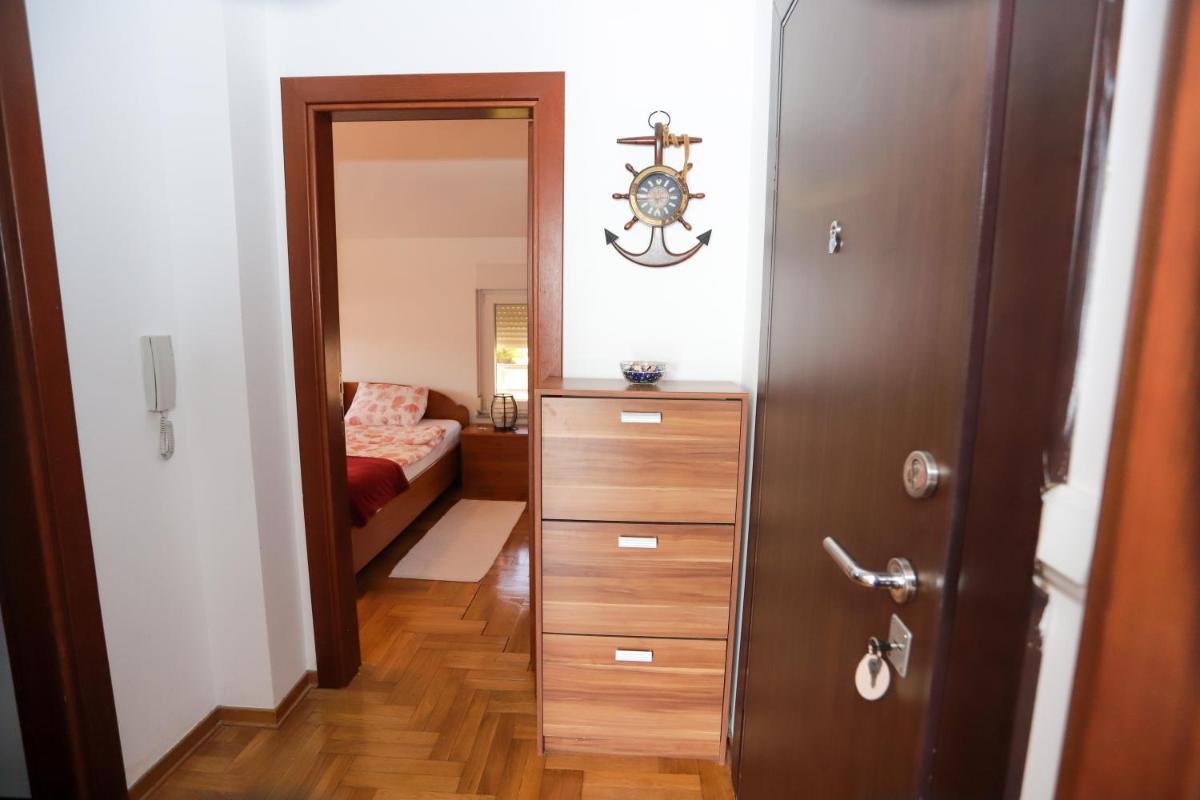 Modern apartment in the heart of Herceg Novi photo 3