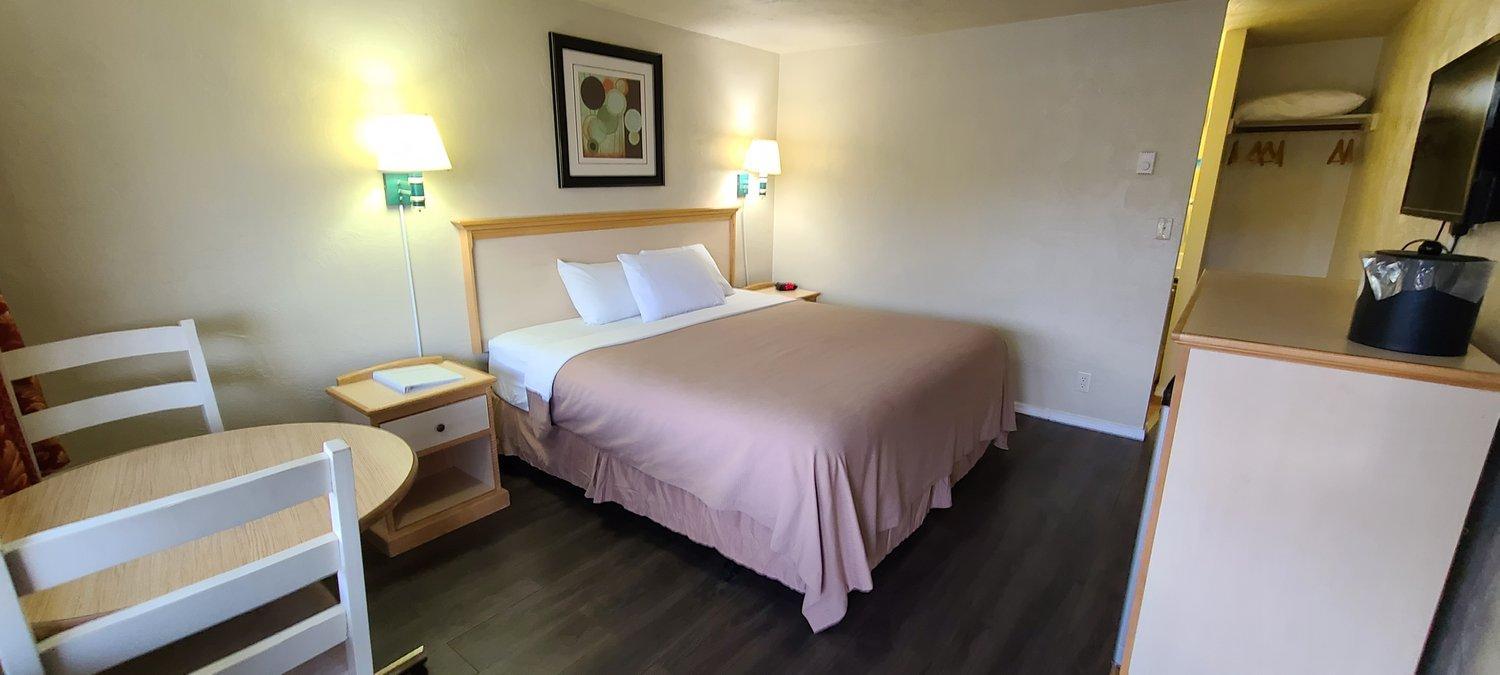 Economy Inn