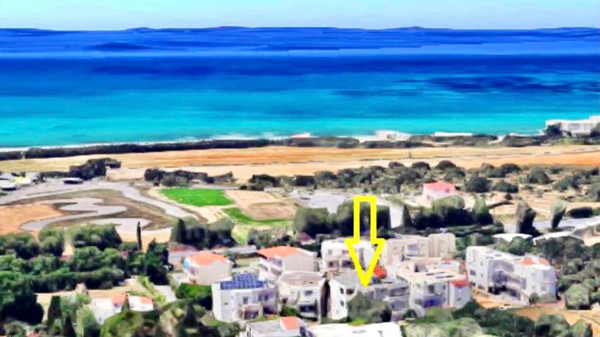 Menelaos Family Apartments view 3