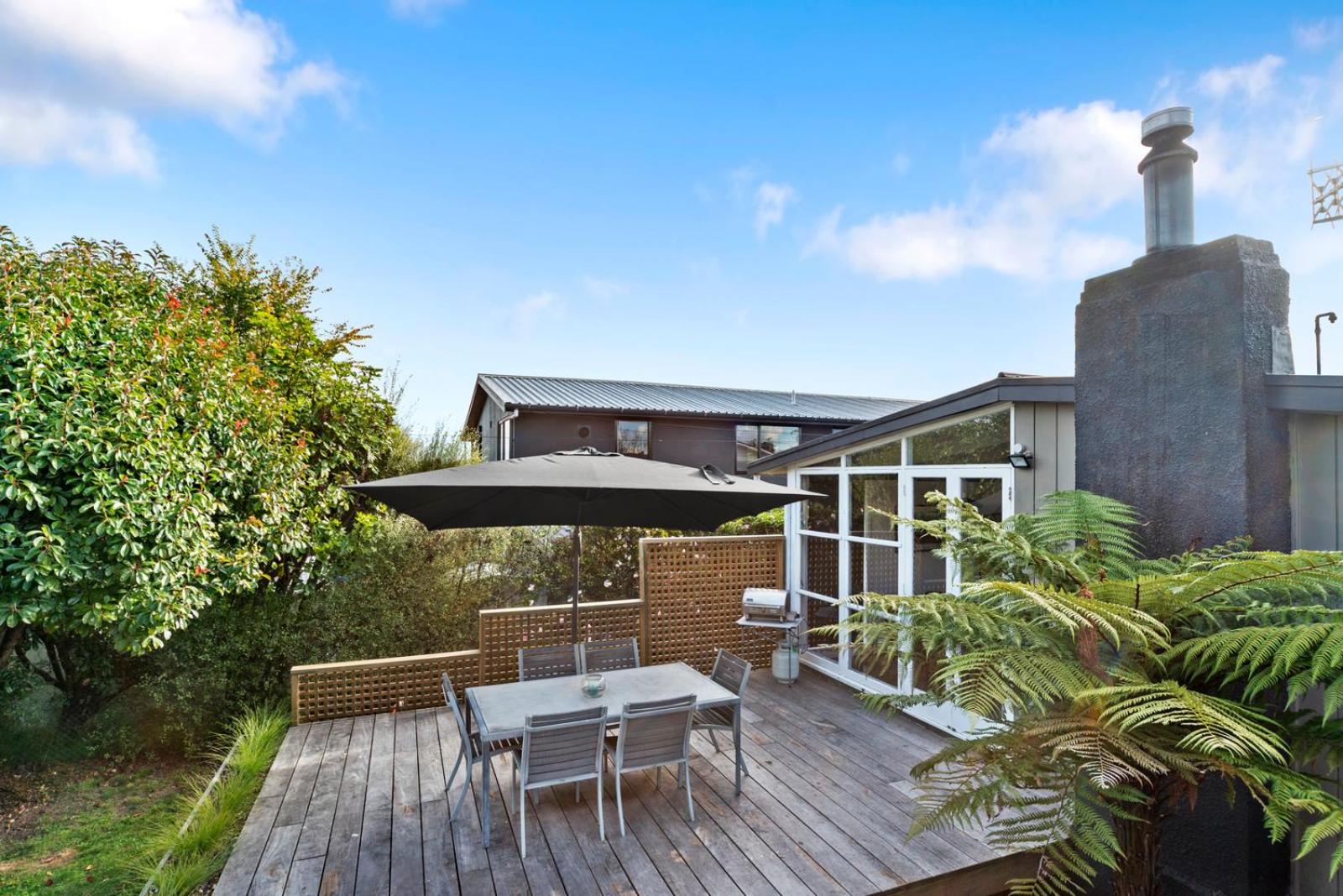 Huia Street Haven - Taupo Holiday Home view 3