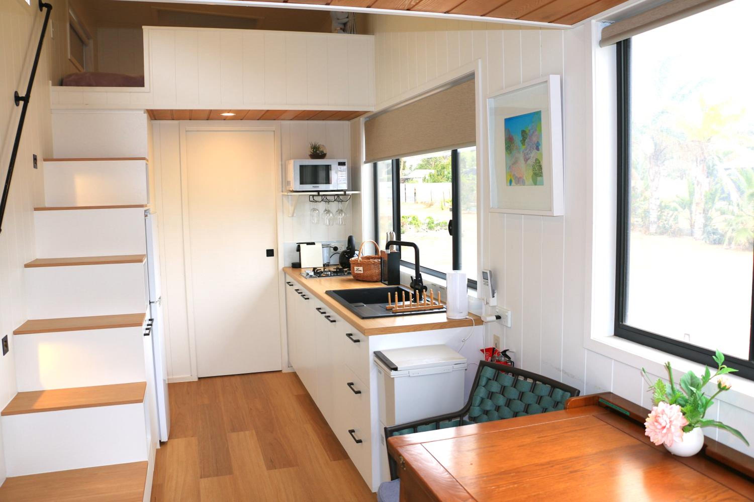 The Pink Lake Tiny House - 'Sakura' view 5