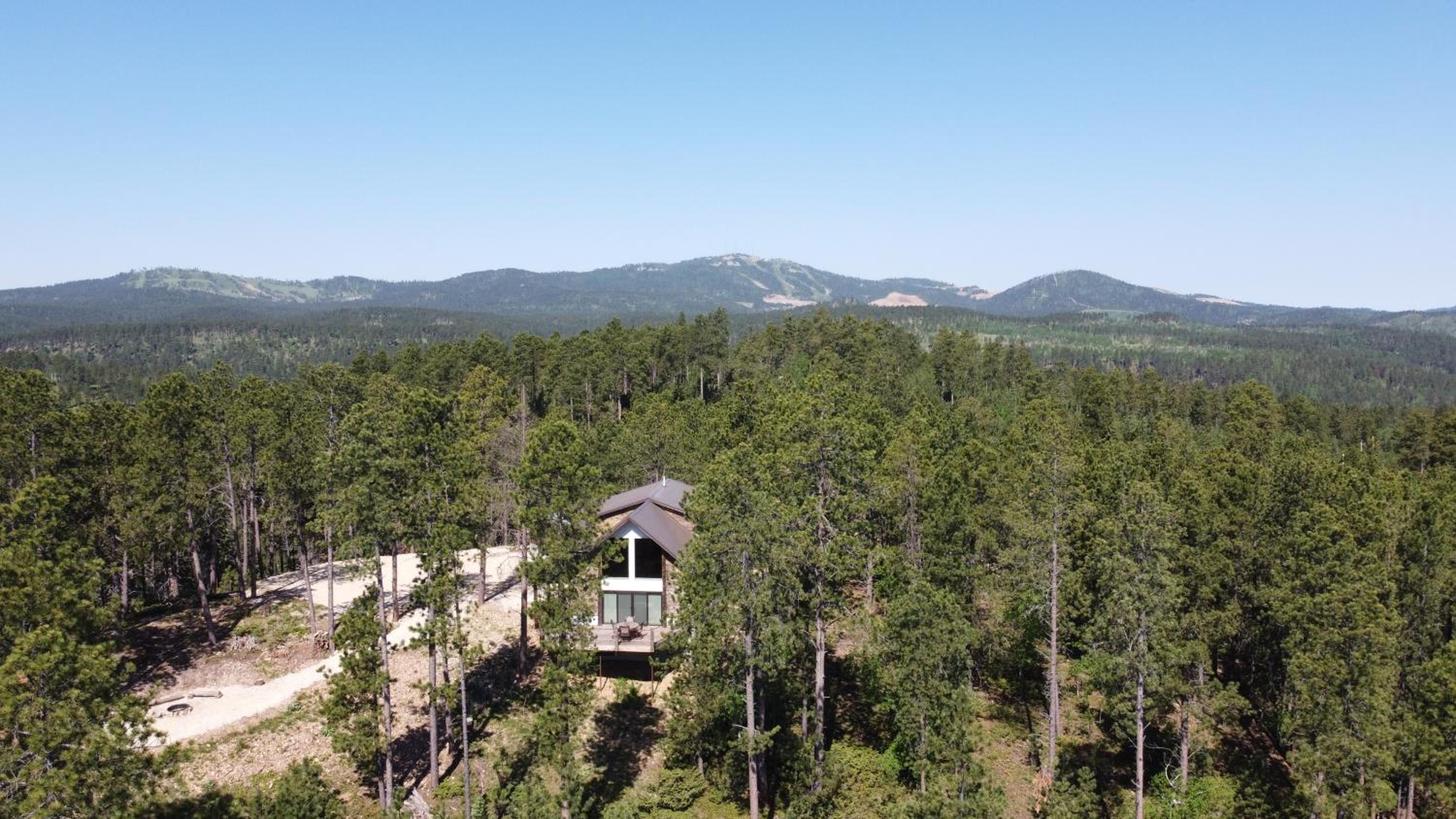 Gold Nugget Lodge Near Deadwood on 5 Wooded Acres! view 3