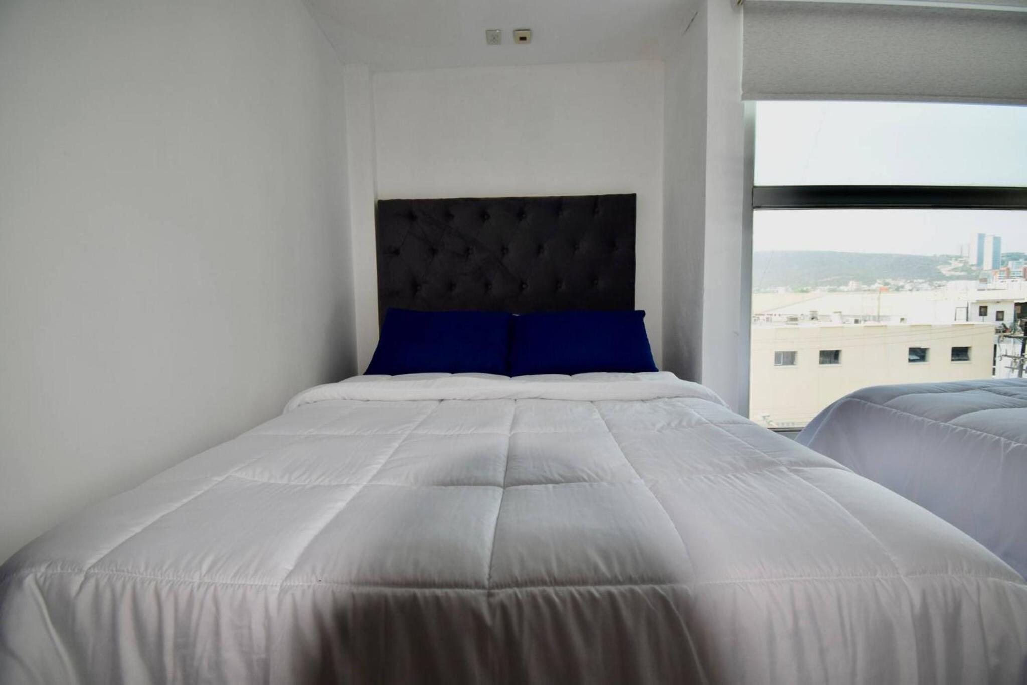 Room in Guest room - Habitacion Tipo Hotel En Obispado view 4