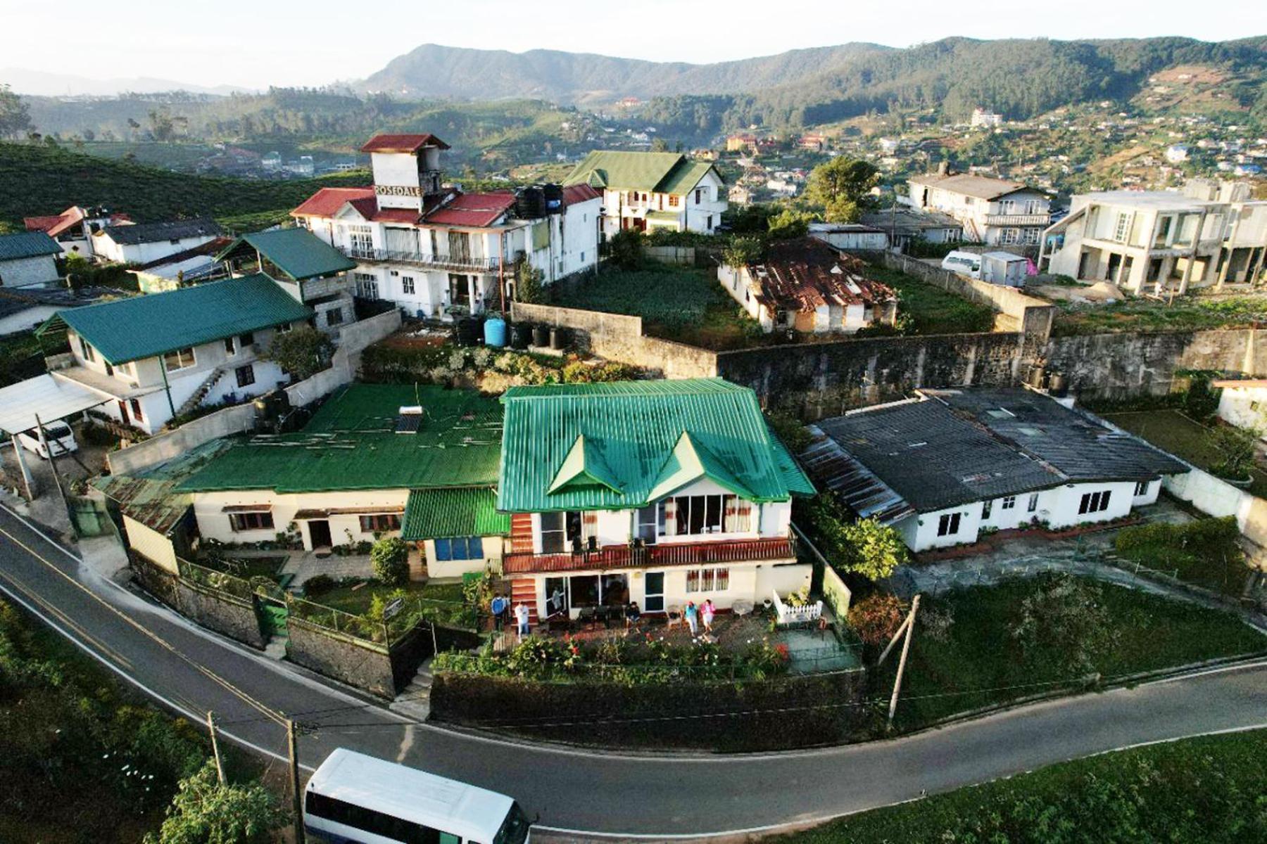 Gregory Hills