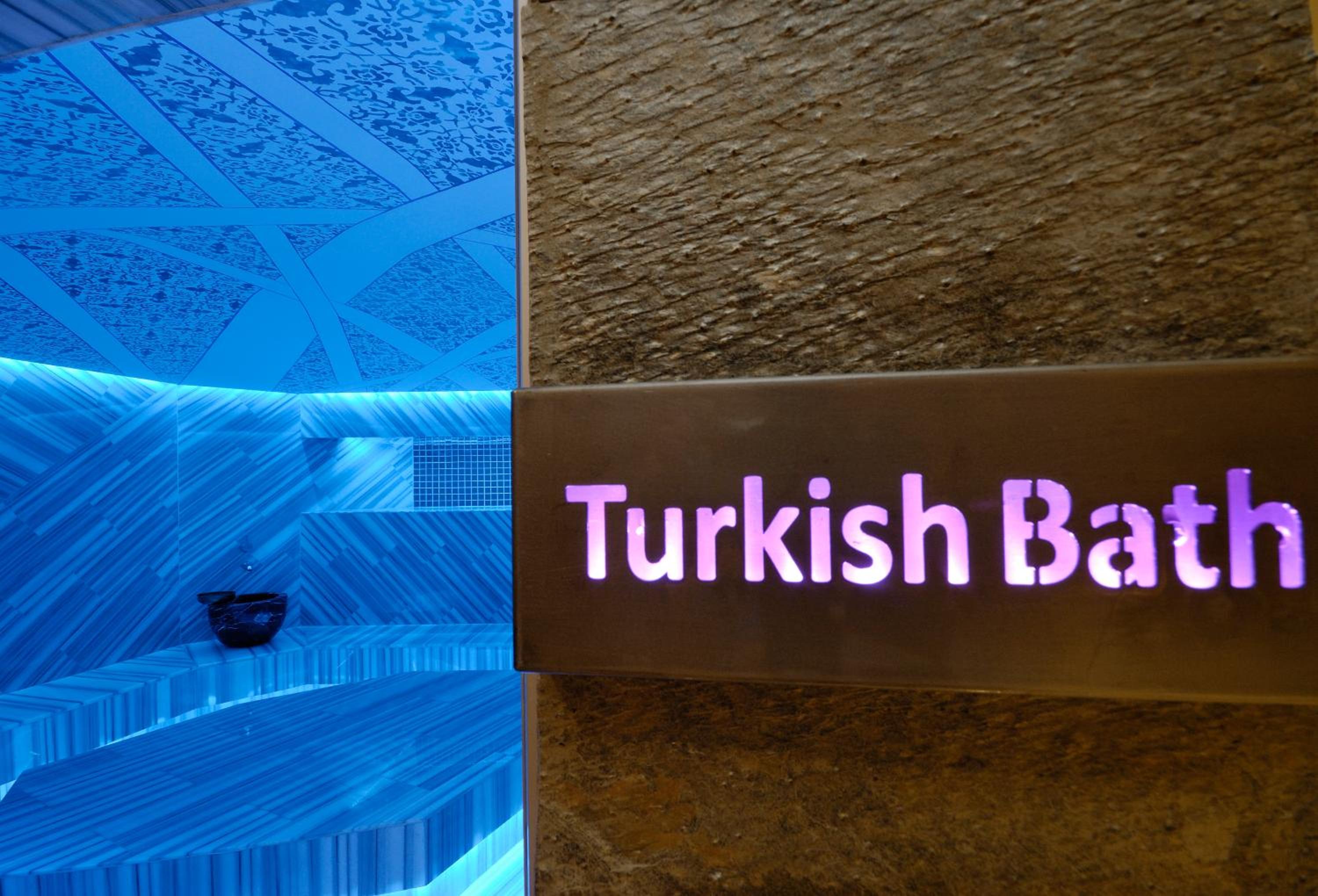 Tulip City Hotel - Image 15