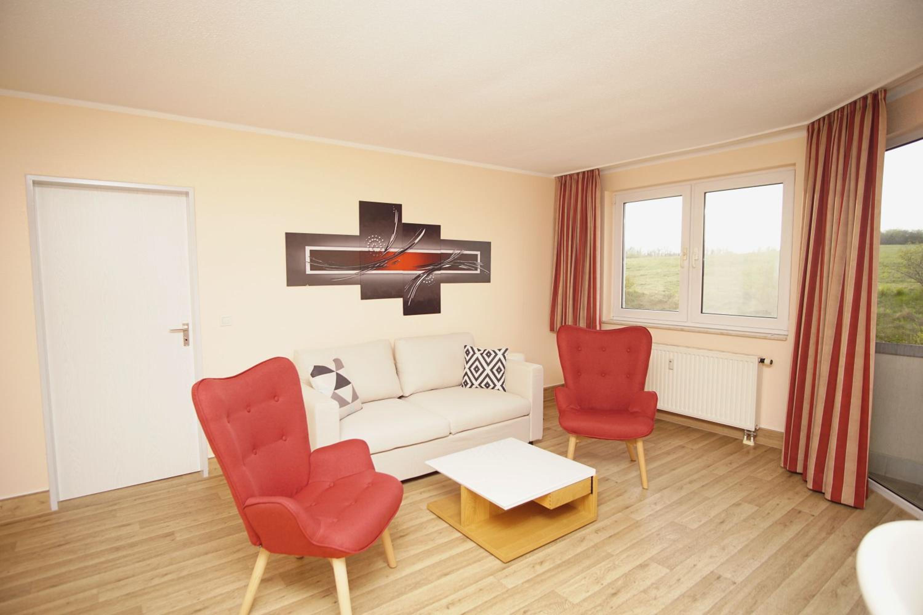 Strandhaus Mönchgut Ferienwohnung 12 mit Sauna- und Schwimmbadnutzung im AHOI Sellin