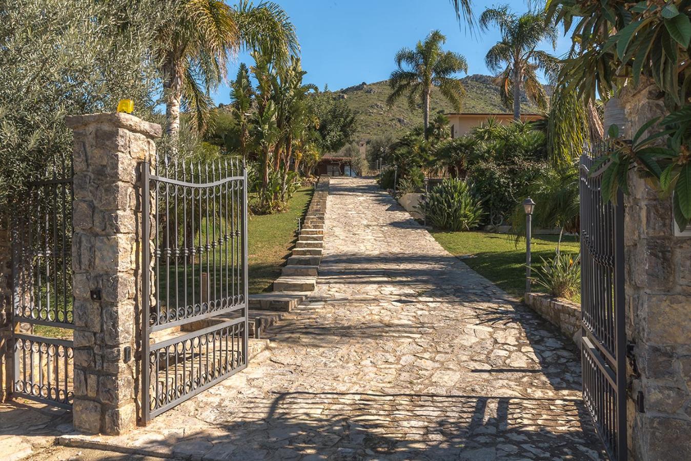 Villa Zagara Bagheria by Sicily in Villas view 5